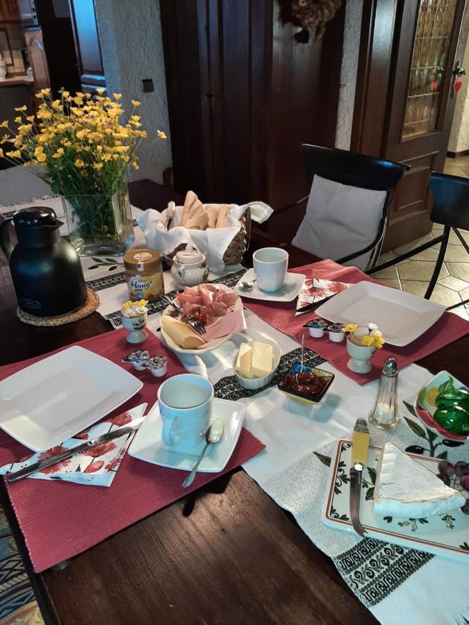 Grosses Gemuetliches Zimmer Mit Eigener Dusche Und Sauna Auf Wunsch ラインシュテッテン エクステリア 写真